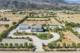 9248 Hierba, Agua Dulce, CA 91390