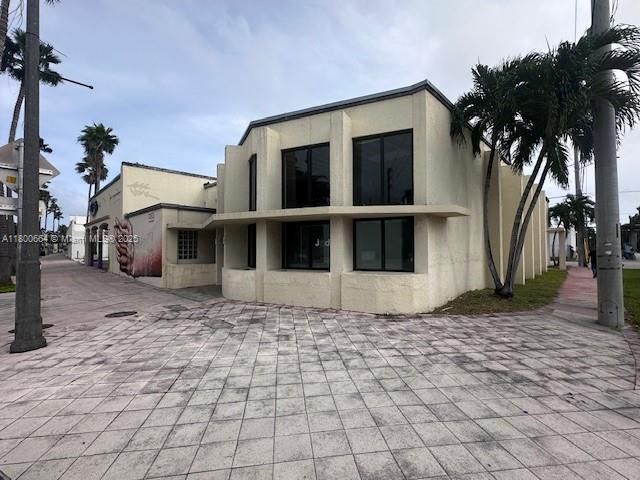 1250 Normandy DR, Miami Beach, FL 33141