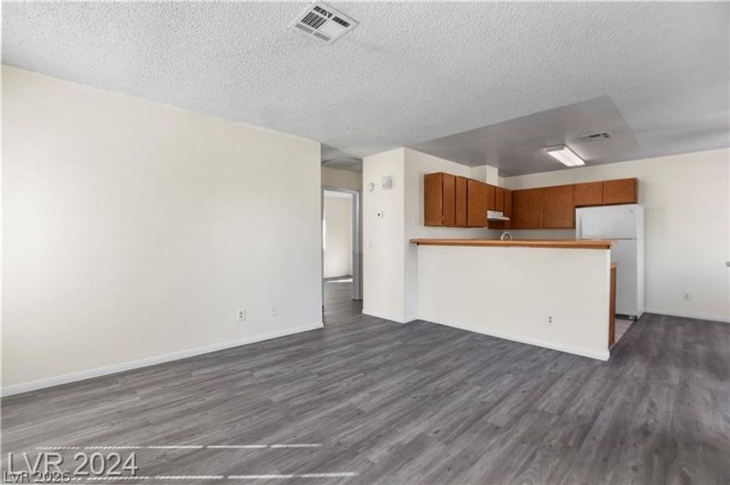 2707 Aarondavid Drive, Las Vegas, NV 89121 — photo 5