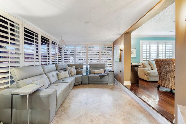 601 NW 22ND Court, Wilton Manors, FL 33311