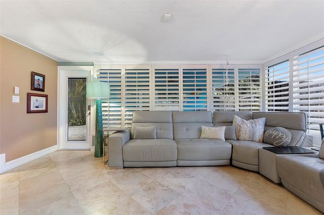 601 NW 22ND Court, Wilton Manors, FL 33311