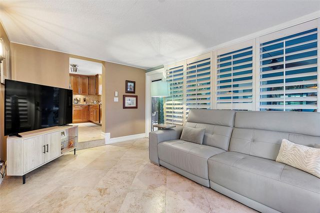 601 NW 22ND Court, Wilton Manors, FL 33311