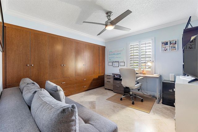 601 NW 22ND Court, Wilton Manors, FL 33311