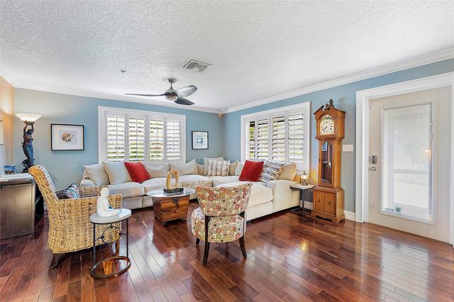 601 NW 22ND Court, Wilton Manors, FL 33311