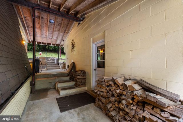102 DUWAMISH TRL, Winchester, VA 22602