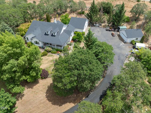 279 Ridgefield Road, Grants Pass, OR 97527