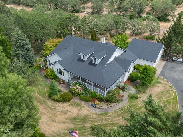 279 Ridgefield Road, Grants Pass, OR 97527