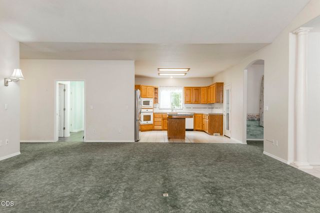 279 Ridgefield Road, Grants Pass, OR 97527