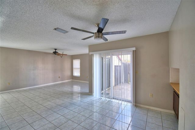 573 HUNTER CIRCLE, Kissimmee, FL 34758