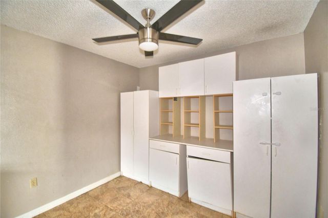 573 HUNTER CIRCLE, Kissimmee, FL 34758