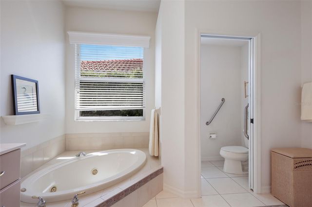 8428 MISTY MORNING COURT, Lakewood Ranch, FL 34202