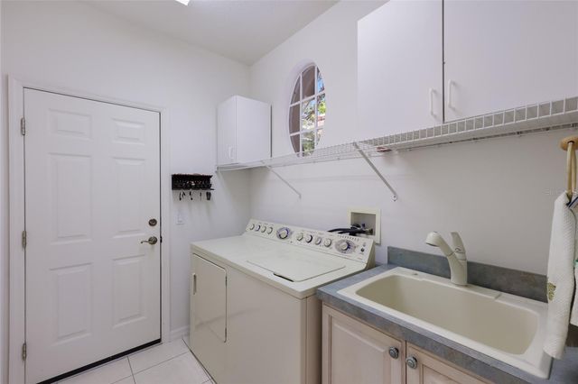 8428 MISTY MORNING COURT, Lakewood Ranch, FL 34202