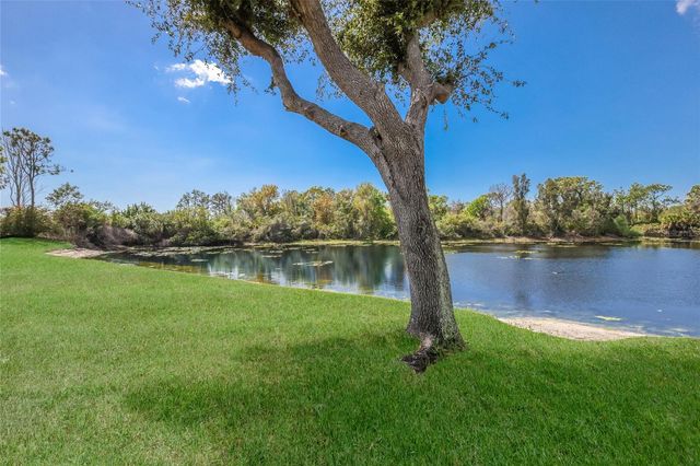 8428 MISTY MORNING COURT, Lakewood Ranch, FL 34202