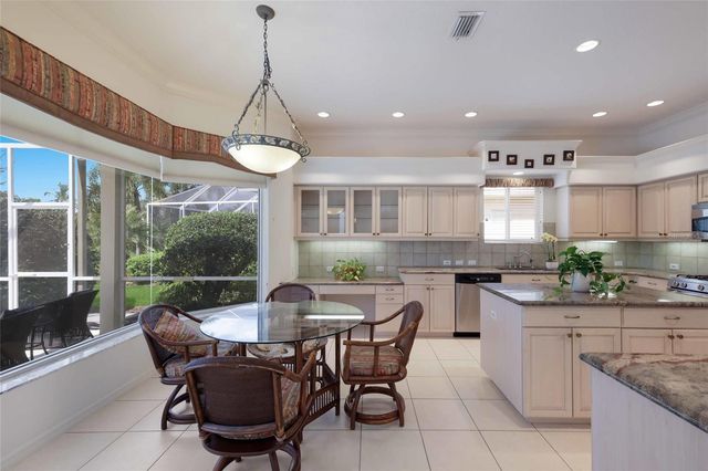 8428 MISTY MORNING COURT, Lakewood Ranch, FL 34202