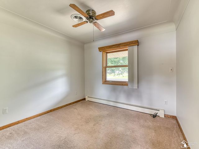 26995 James Avenue, Flat Rock, MI 48134