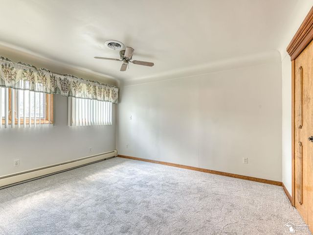 26995 James Avenue, Flat Rock, MI 48134
