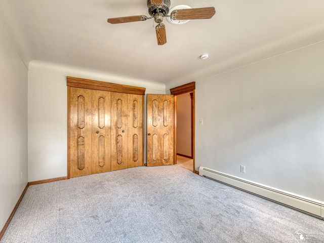 26995 James Avenue, Flat Rock, MI 48134