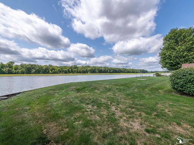 26995 James Avenue, Flat Rock, MI 48134