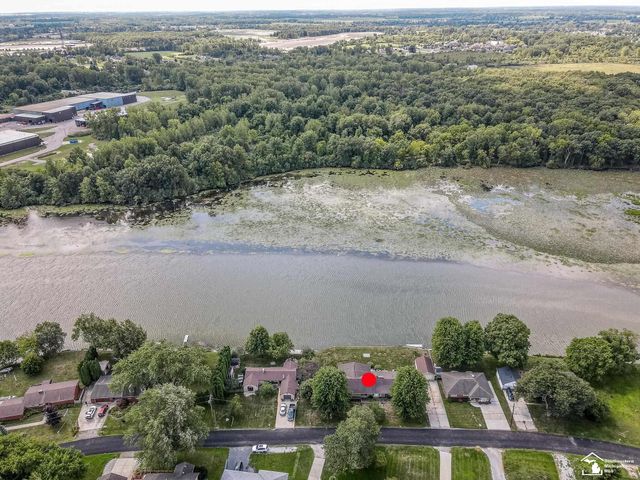 26995 James Avenue, Flat Rock, MI 48134