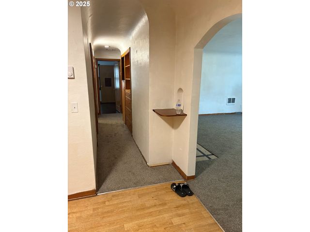 1281 HWY 99N, Eugene, OR 97402