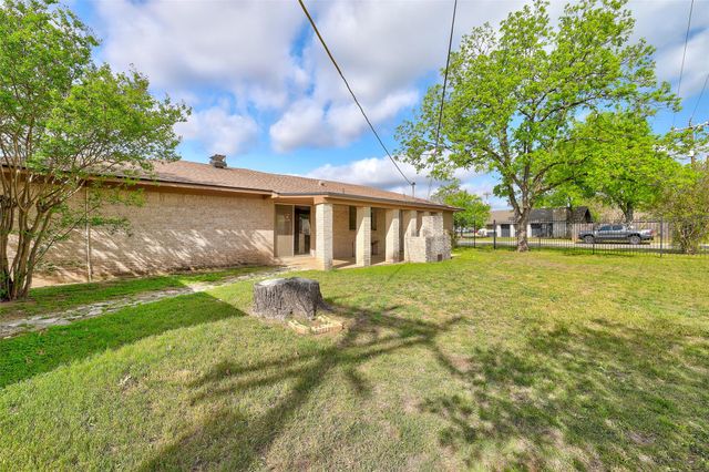 2303 Dawn DR, Georgetown, TX 78628