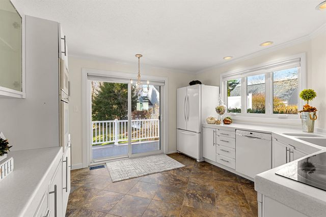 755 Straw Hill Road, Manchester, NH 03104