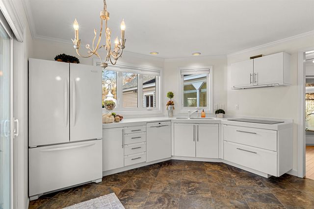 755 Straw Hill Road, Manchester, NH 03104