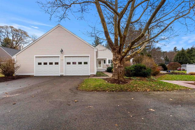 755 Straw Hill Road, Manchester, NH 03104