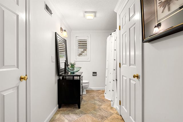 755 Straw Hill Road, Manchester, NH 03104