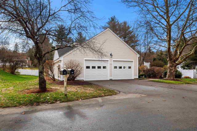 755 Straw Hill Road, Manchester, NH 03104