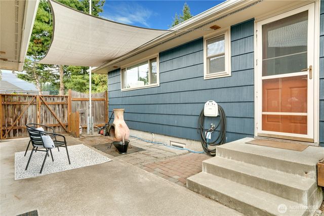 8603 Woodland Avenue E, Puyallup, WA 98371