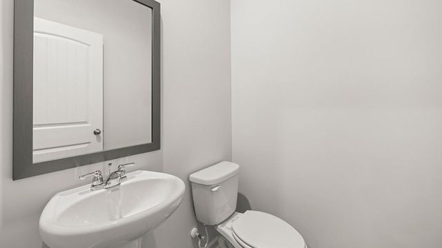 4141 Kestrel Court, Gainesville, GA 30506