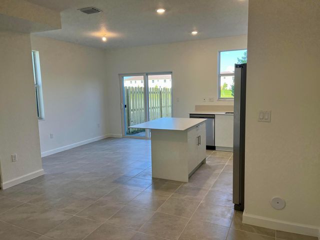 2776 SE 26th Avenue, Homestead, FL 33035