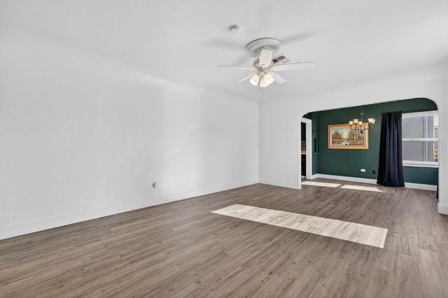 629 Brooks Ave, Yuba City, CA 95991