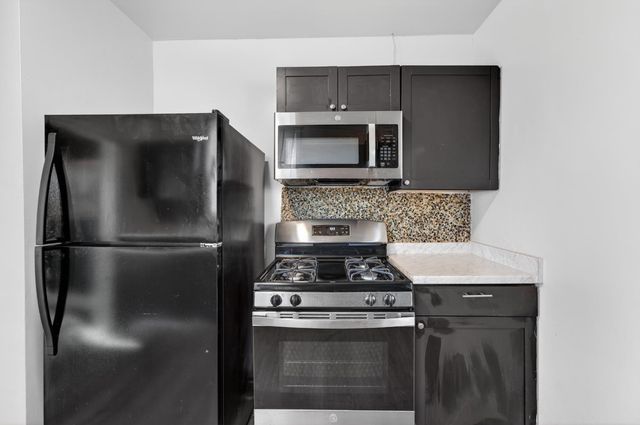 629 Brooks Ave, Yuba City, CA 95991