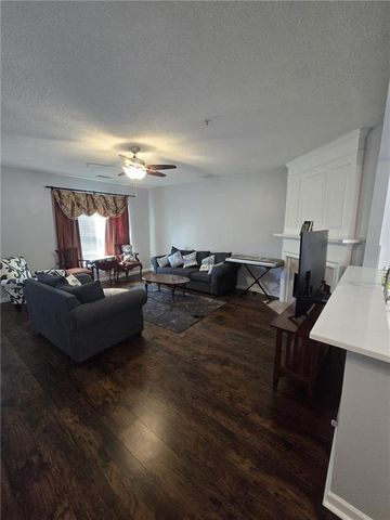 1090 Kilmington Court, Alpharetta, GA 30009