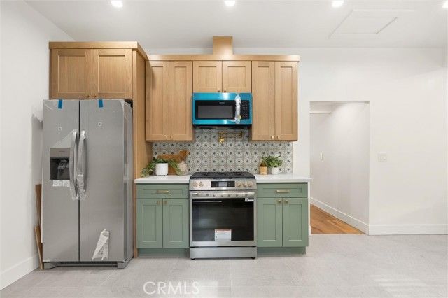 5850 Burwood Avenue, Los Angeles, CA 90042