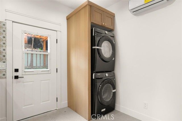 5850 Burwood Avenue, Los Angeles, CA 90042