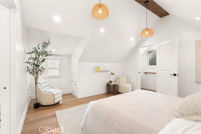 5850 Burwood Avenue, Los Angeles, CA 90042