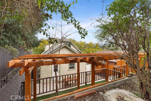 5850 Burwood Avenue, Los Angeles, CA 90042