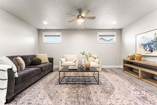 554 E Sicily Drive, Meridian, ID 83642