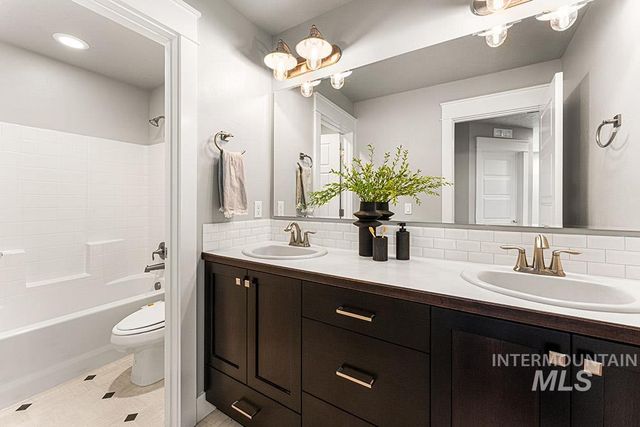 554 E Sicily Drive, Meridian, ID 83642