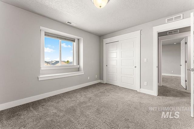 554 E Sicily Drive, Meridian, ID 83642