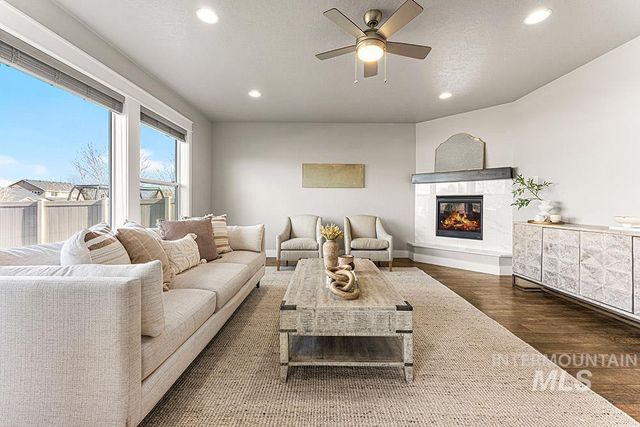 554 E Sicily Drive, Meridian, ID 83642