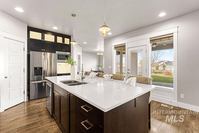 554 E Sicily Drive, Meridian, ID 83642