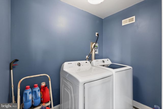 129 MERIDIAN BLVD, Bear, DE 19701