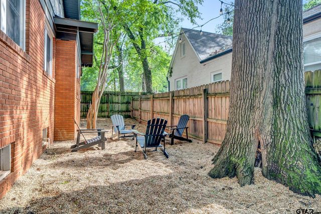 301 W Houston, Tyler, TX 75702