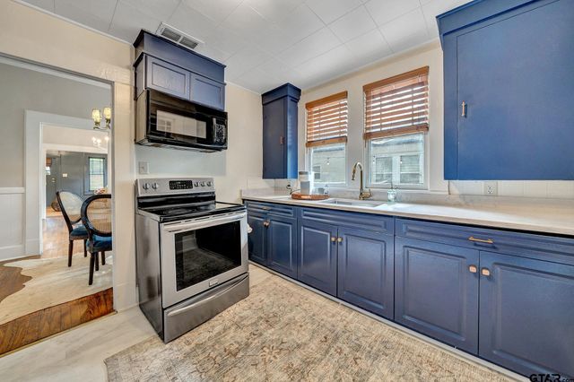 301 W Houston, Tyler, TX 75702