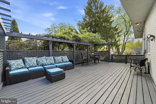 500 W WAVERLY RD, Glenside, PA 19038