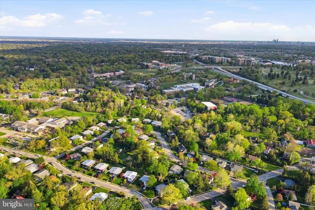 500 W WAVERLY RD, Glenside, PA 19038